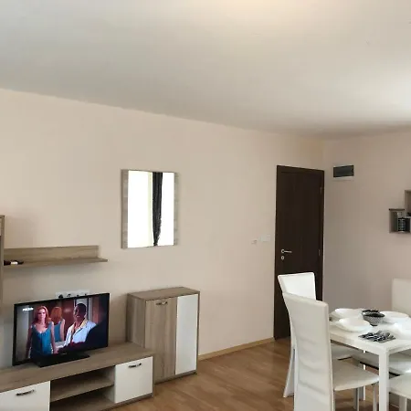 Palace De Luxe - Apartment Pomorie